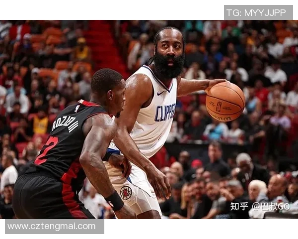 哈登助攻双双伦纳德高分领衔快船战胜鹈鹕展现强大实力